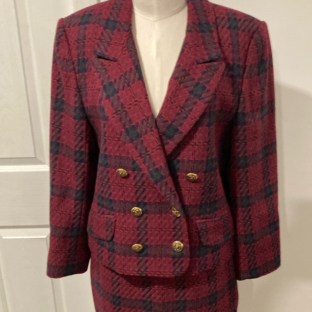 JH Collectables Petite red plaid tweed suit 8-10 petite